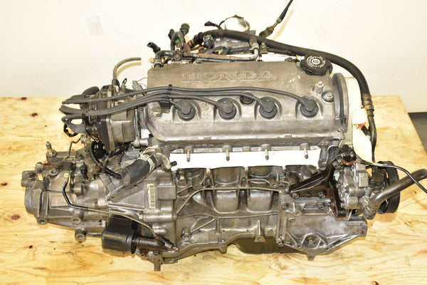1996 - 2000 Honda Civic Engine 1.5L JDM D15B Non Vtec 4 Cylinder and 5 Speed Manual Transmission